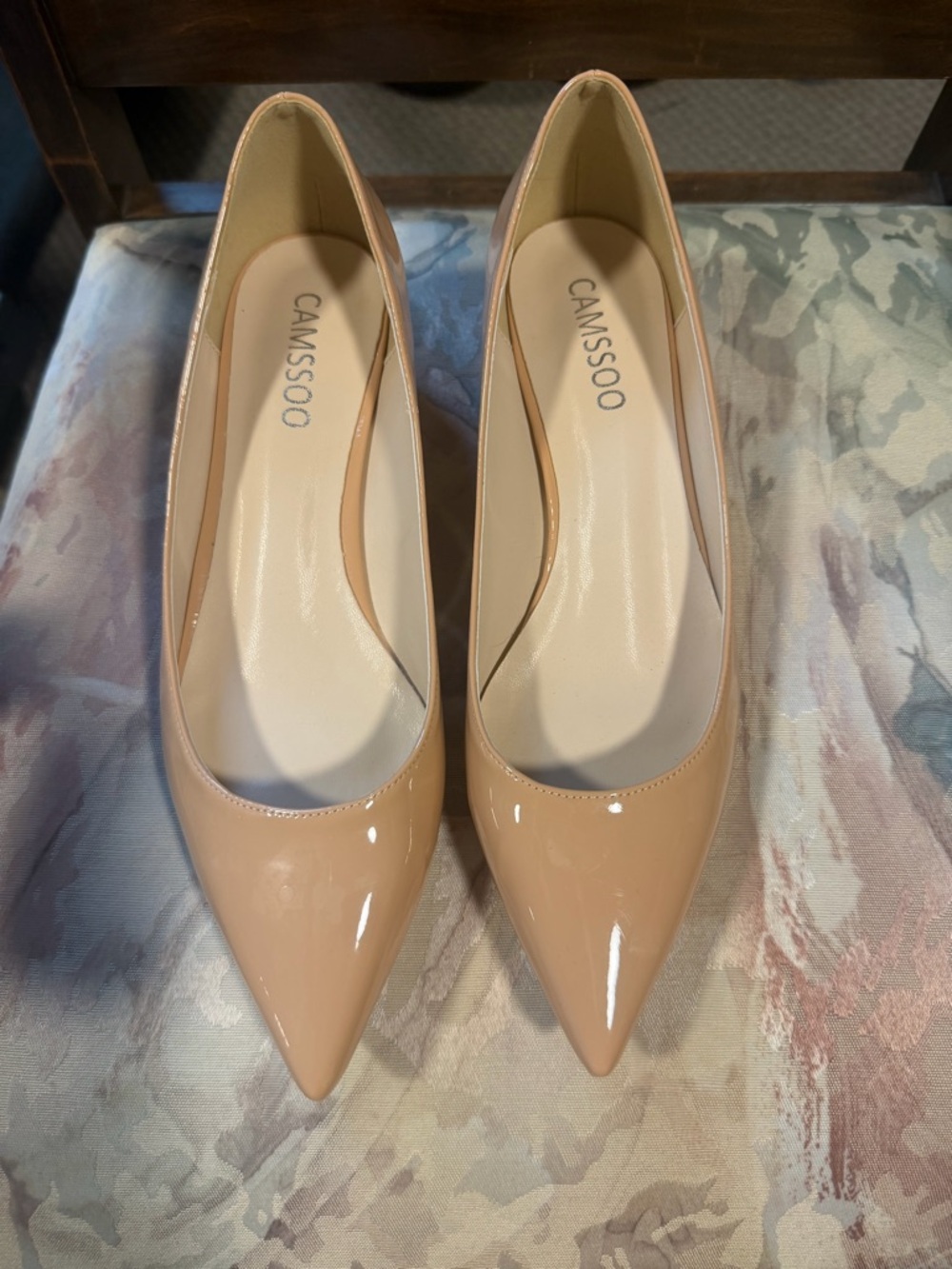 Camssoo Nude Patent Kitten Heels Size 7 Pointed Toe Pumps Classic Neutral